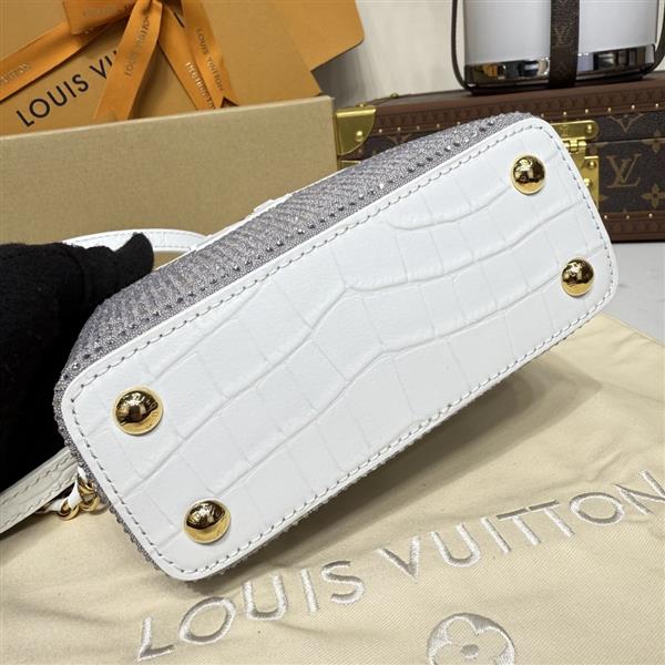 2026120164256832 830